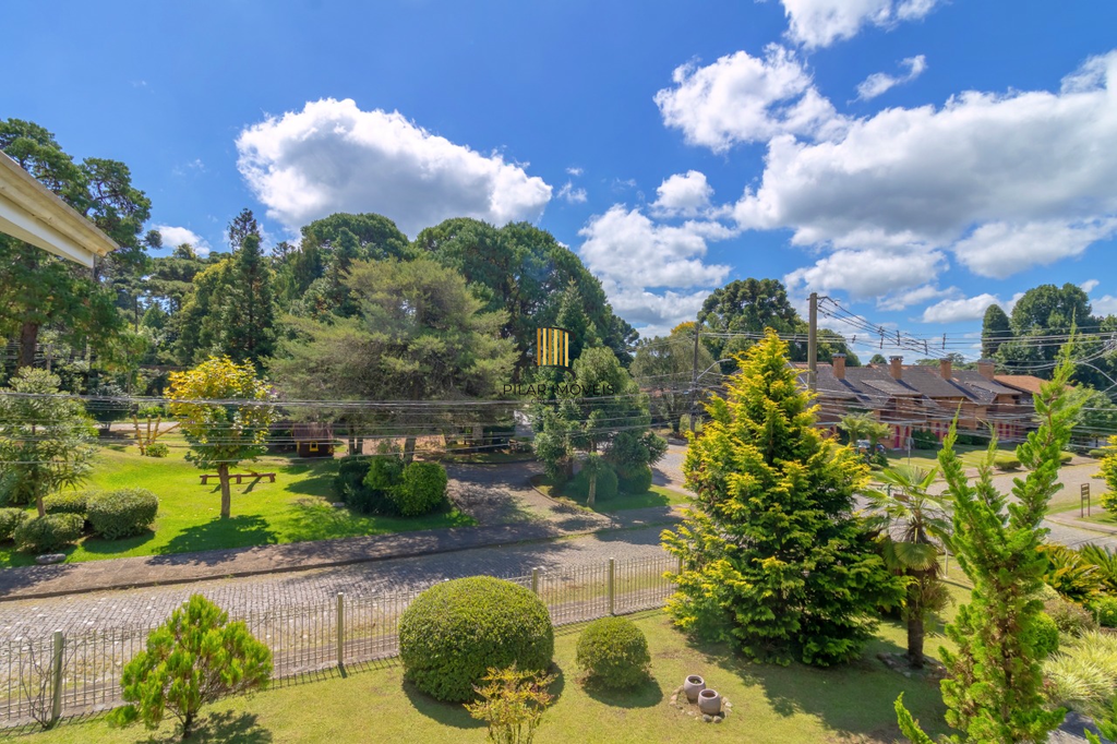 Casa 3 dormitórios no bairro Vila Suzana