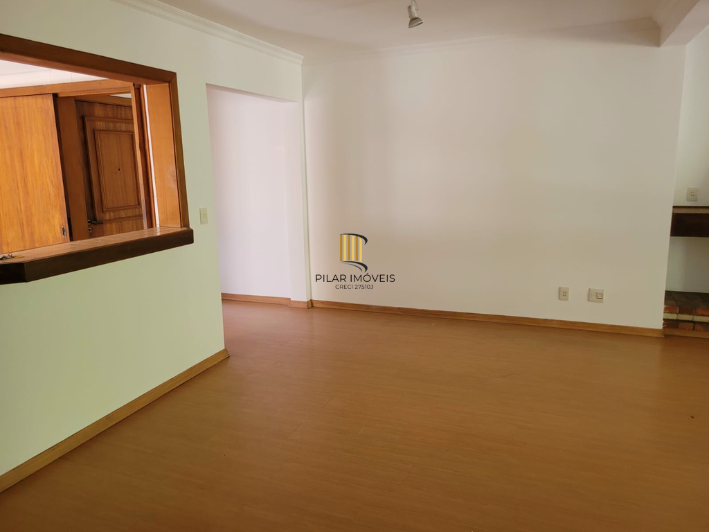 Apartamento 4 dormitórios no bairro Cavalhada