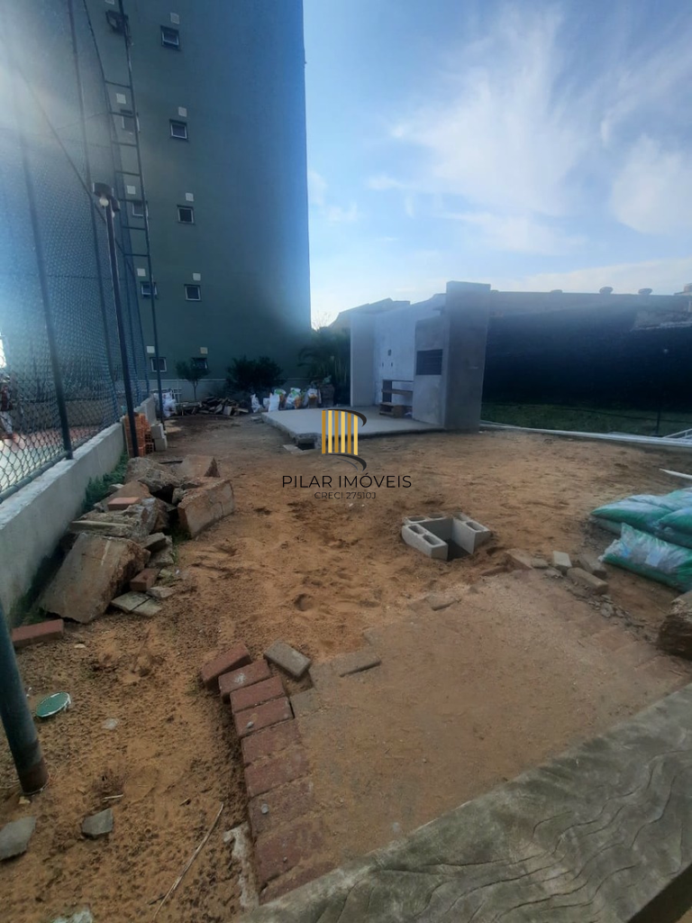 Apartamento 2 dormitórios no bairro Glória