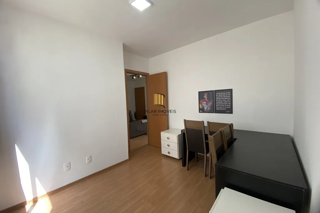 Apartamento 2 dormitórios no bairro Igara