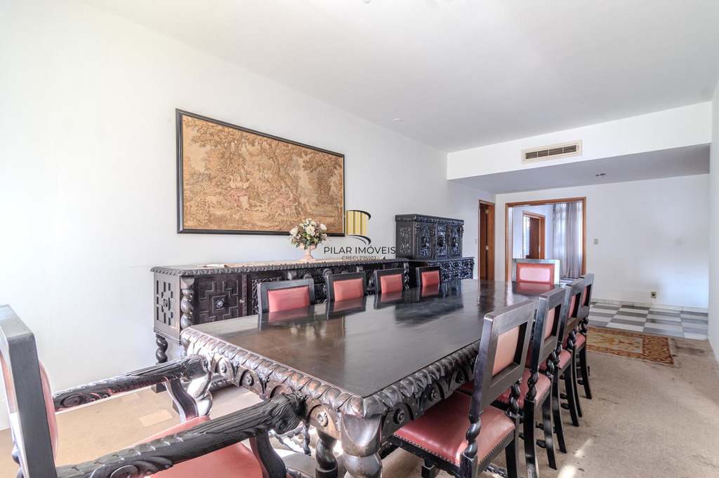 Apartamento 4 dormitórios no bairro Moinhos de Vento