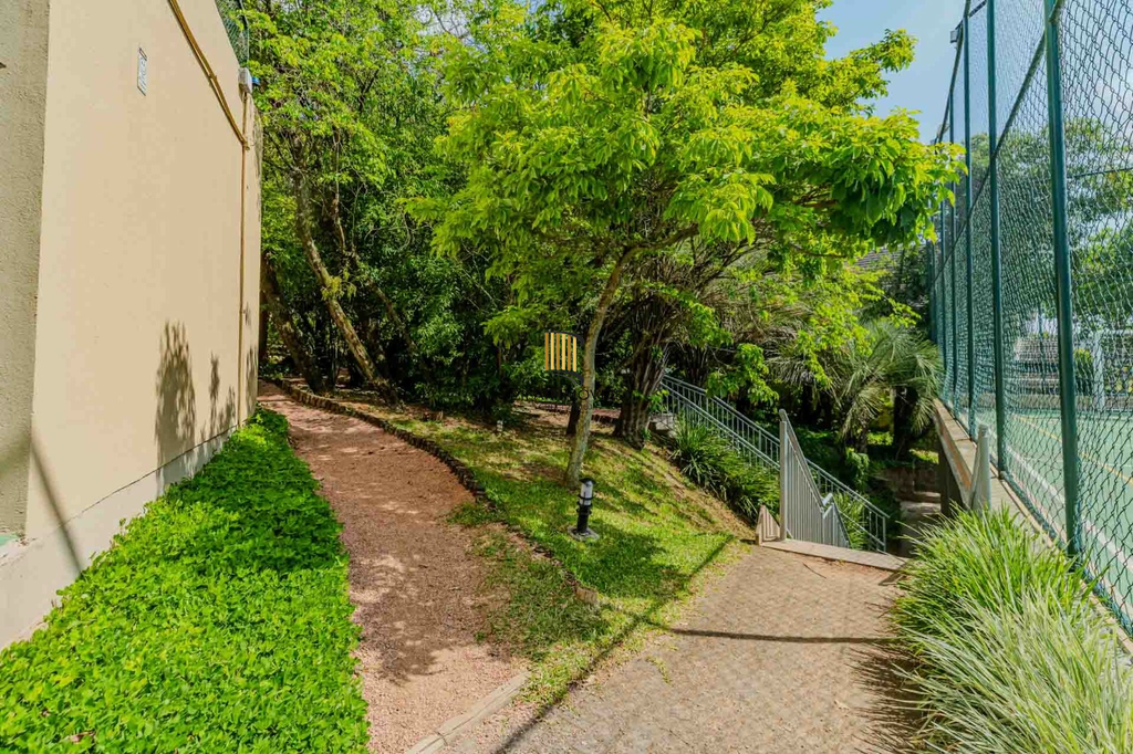 Casa de Condomínio 3 dormitórios no bairro Jardim Carvalho