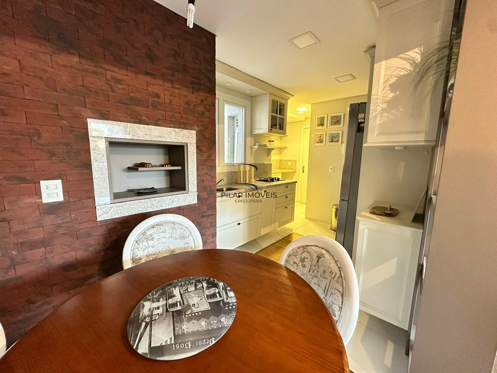 Apartamento 3 dormitórios no bairro Menino Deus