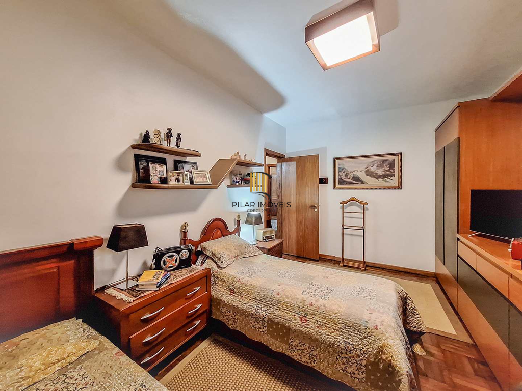 Casa 3 dormitórios no bairro Chácara das Pedras