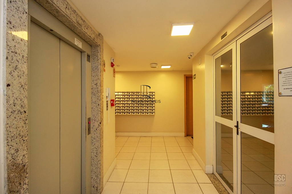 Apartamento 3 dormitórios no bairro Jardim Carvalho