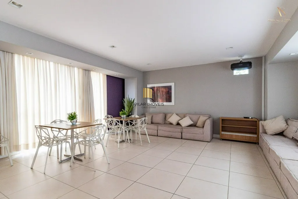 Apartamento 2 dormitórios no bairro Humaitá