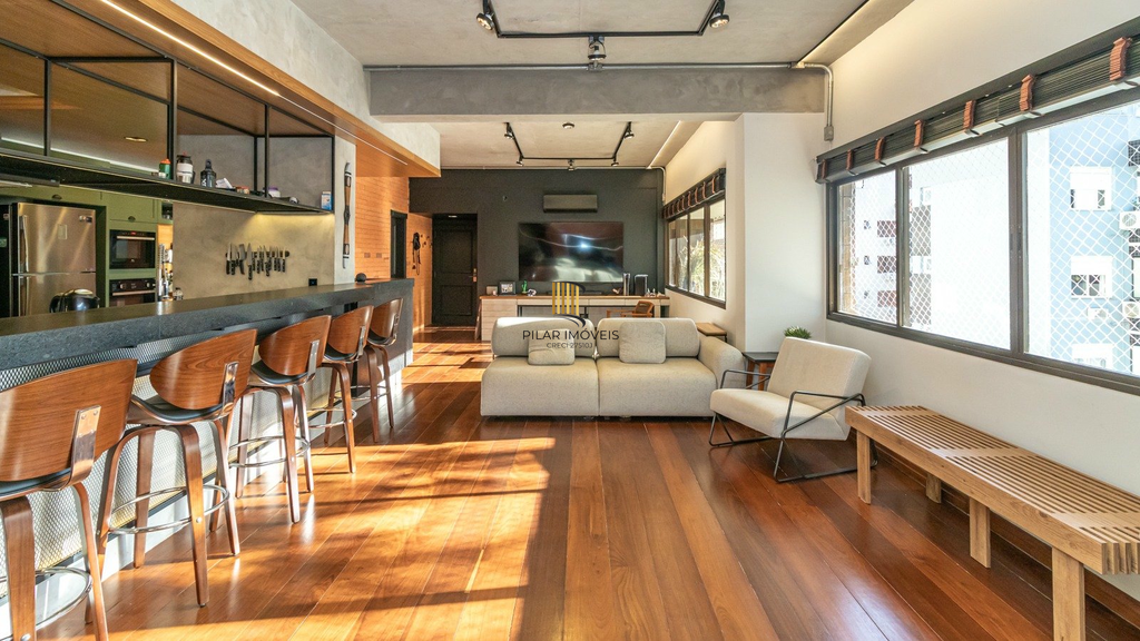 Apartamento 3 dormitórios no bairro Moinhos de Vento