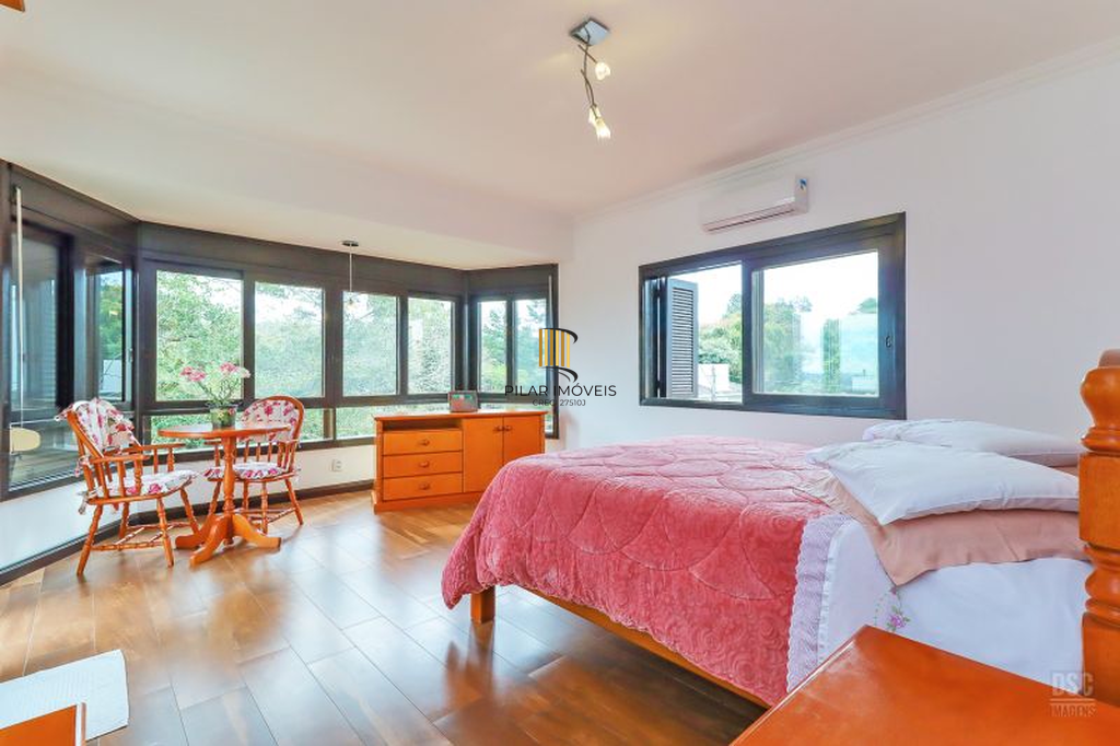 Casa 4 dormitórios no bairro Aberta dos Morros