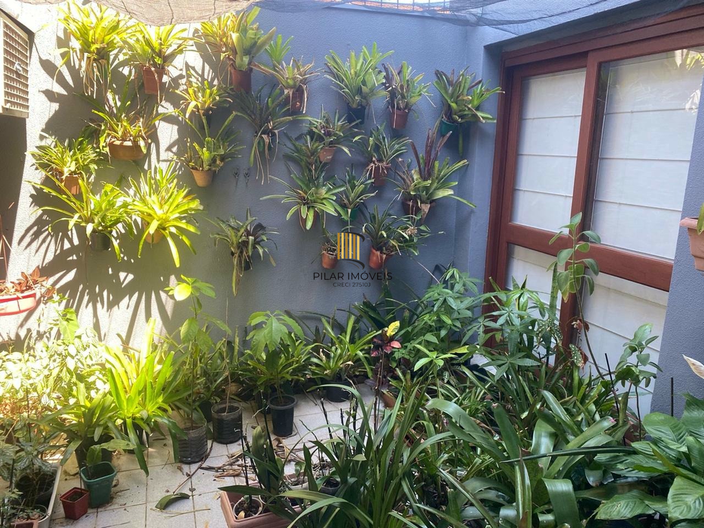 Casa 5 dormitórios no bairro Chácara das Pedras