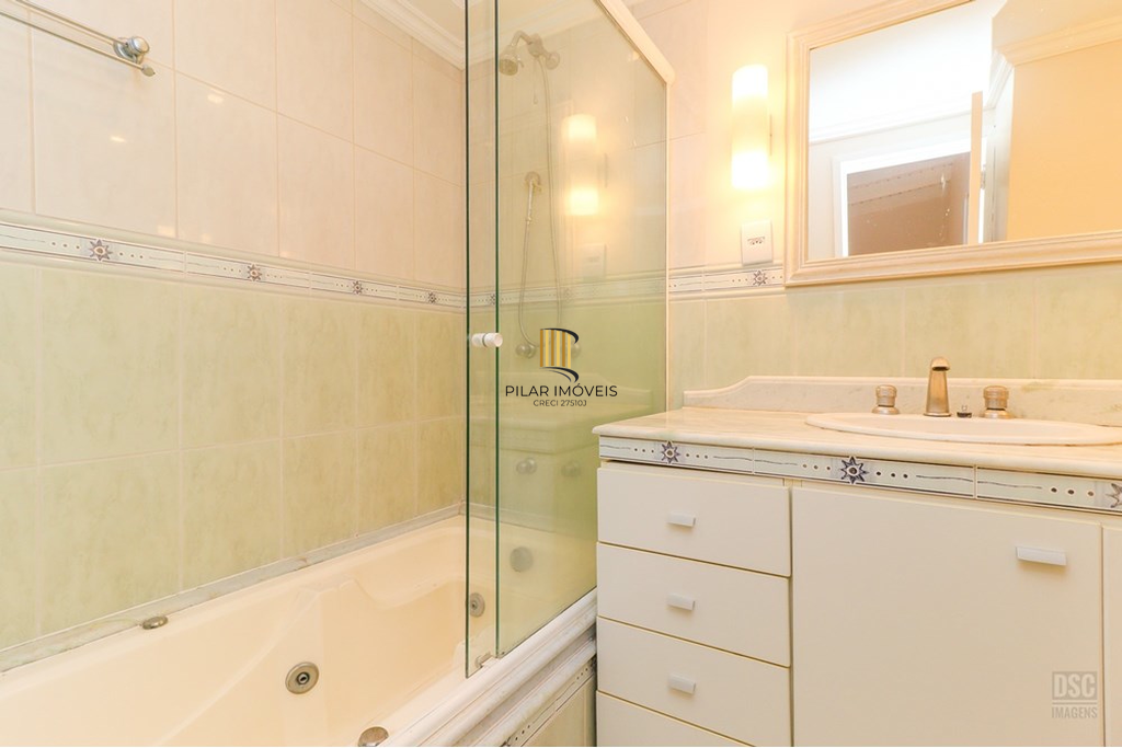 Cobertura 2 dormitórios no bairro Petrópolis