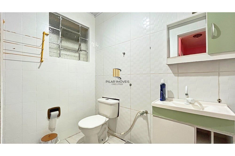 Casa 3 dormitórios no bairro Partenon