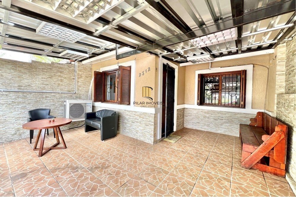 Casa 2 dormitórios no bairro São José