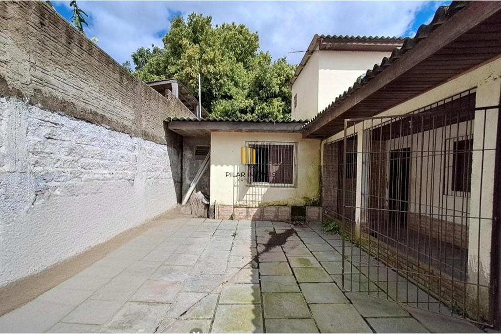 Casa 5 dormitórios no bairro Aparecida