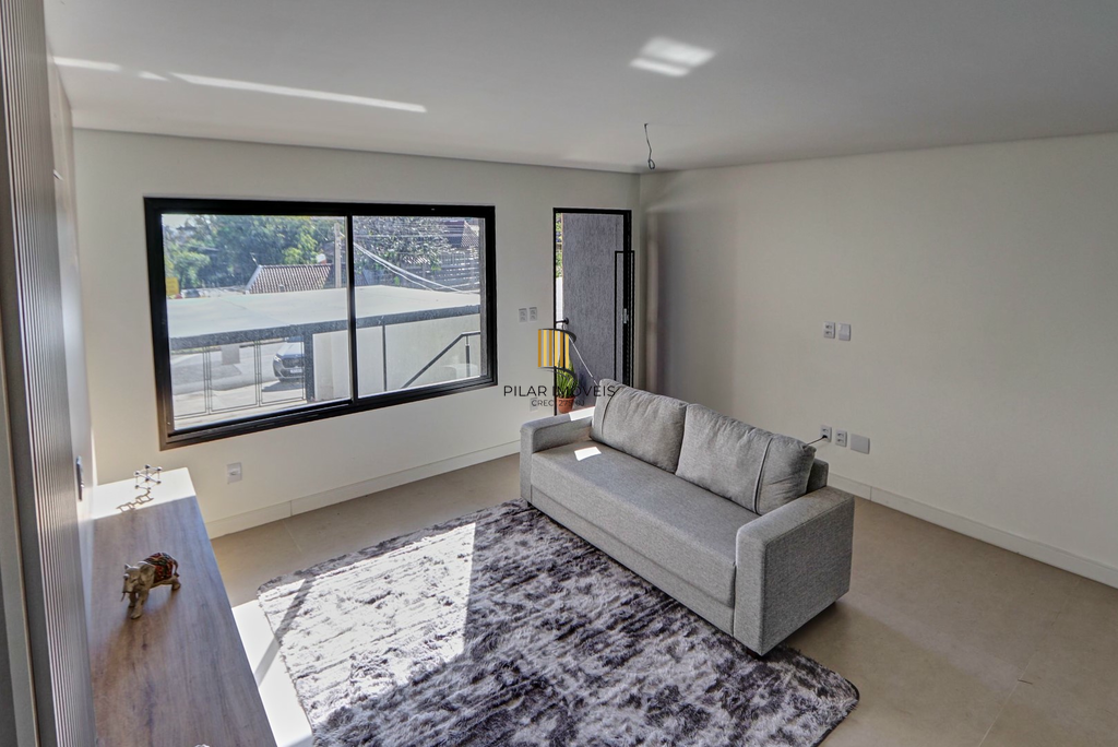 Casa 3 dormitórios no bairro Chácara das Pedras