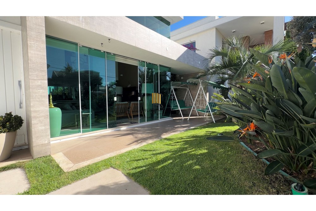 Casa de Condomínio 4 dormitórios no bairro Morada do Sol