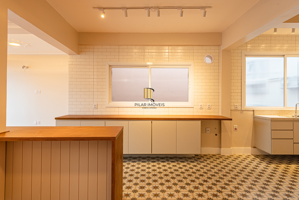 Apartamento 3 dormitórios no bairro Bom Fim