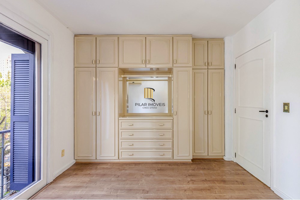 Apartamento 3 dormitórios no bairro Mont Serrat