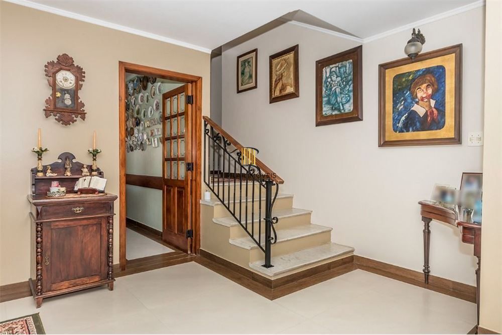 Casa 4 dormitórios no bairro Jardim Sabará