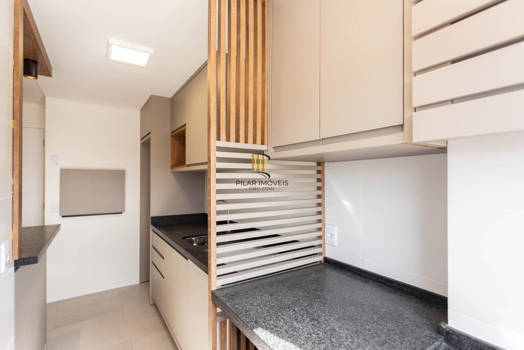 Apartamento 2 dormitórios no bairro Vila Ipiranga