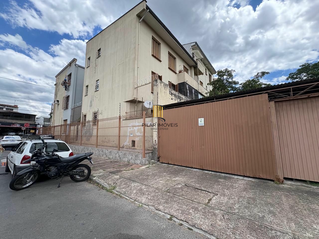 Apartamento 3 dormitórios no bairro Glória