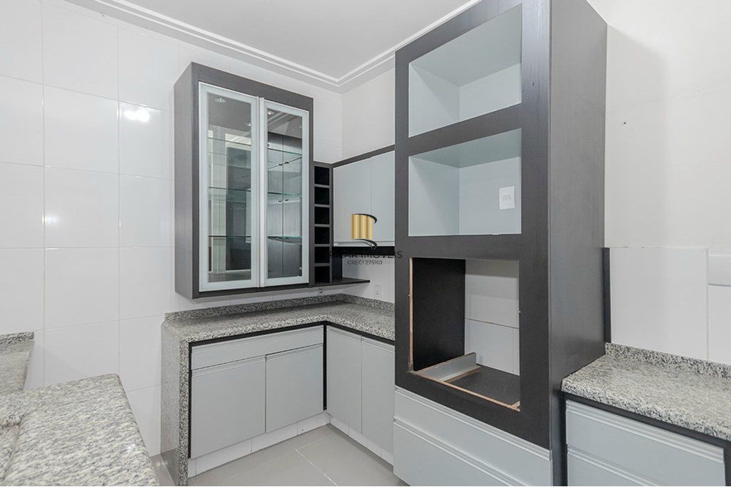 Casa 4 dormitórios no bairro Jardim Planalto