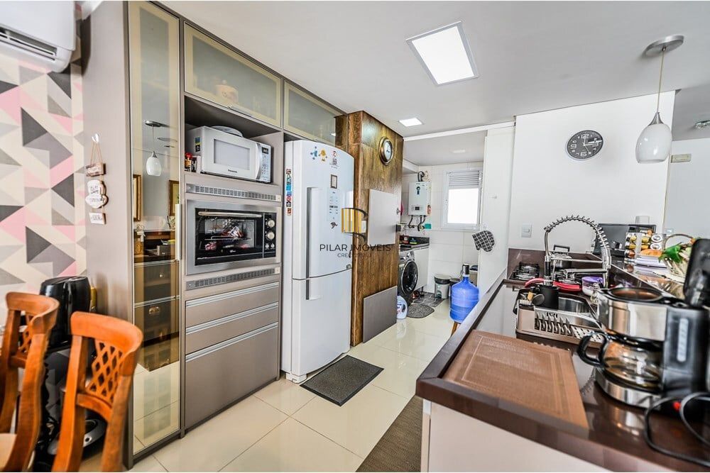 Apartamento 3 dormitórios no bairro Camaquã