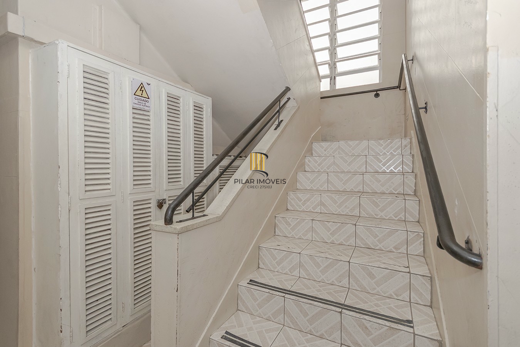 Apartamento 2 dormitórios no bairro Bom Fim