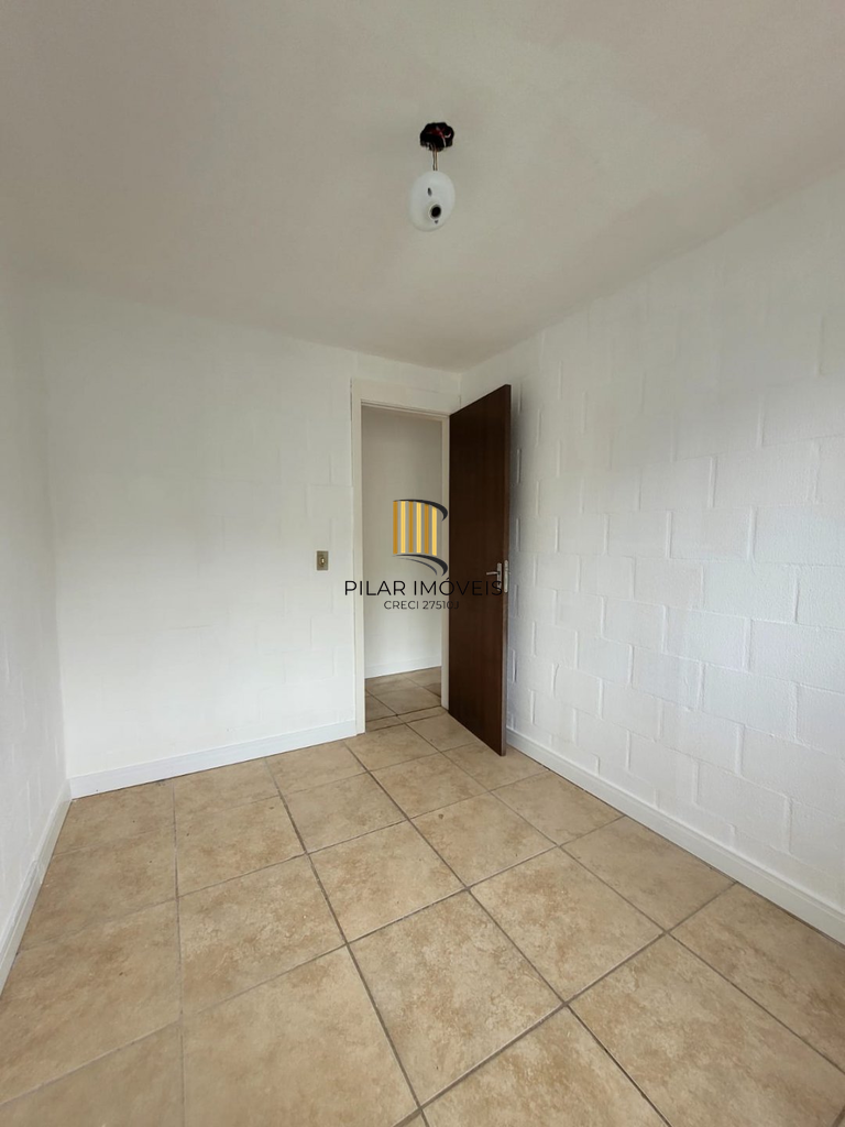 Apartamento 2 dormitórios no bairro Campo Novo