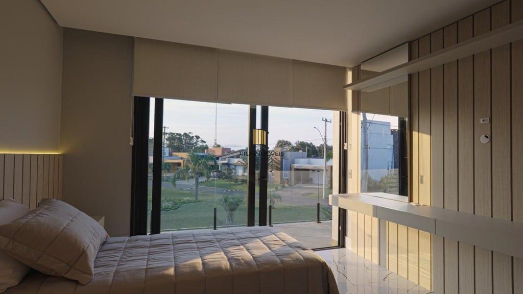 Casa de Condomínio 5 dormitórios no bairro Itapeva