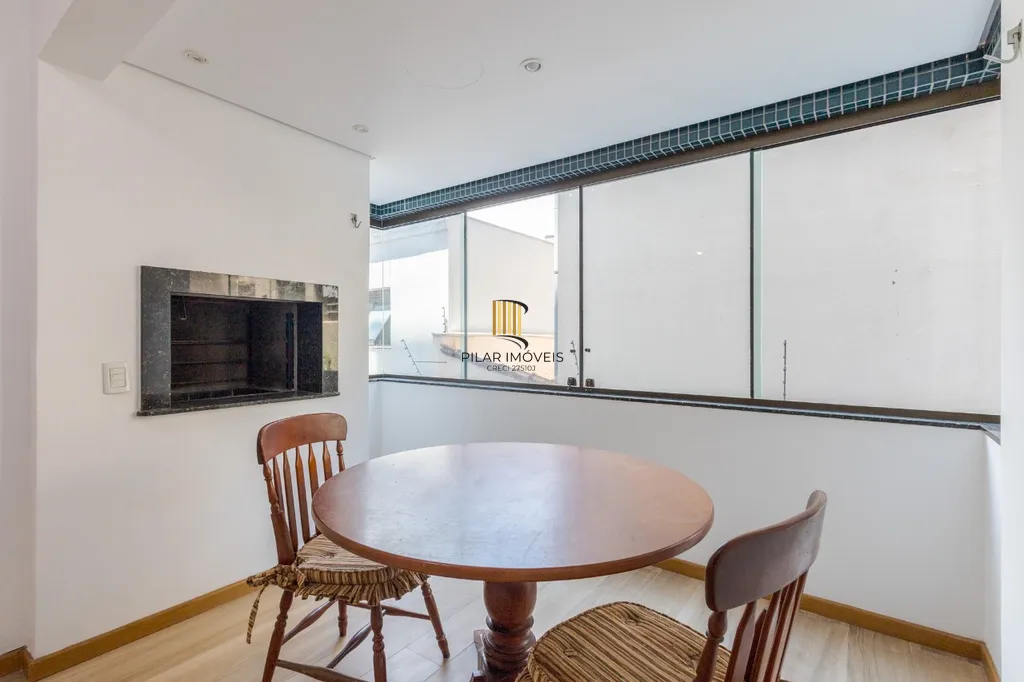 Apartamento 2 dormitórios no bairro Petrópolis