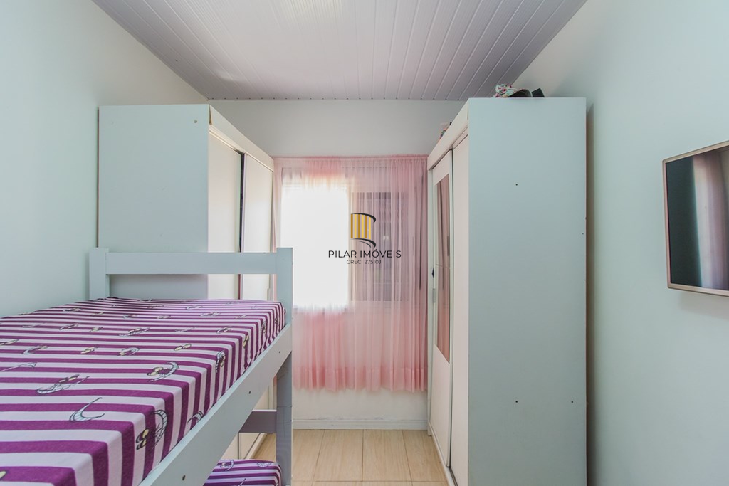 Casa de Condomínio 3 dormitórios no bairro Olaria