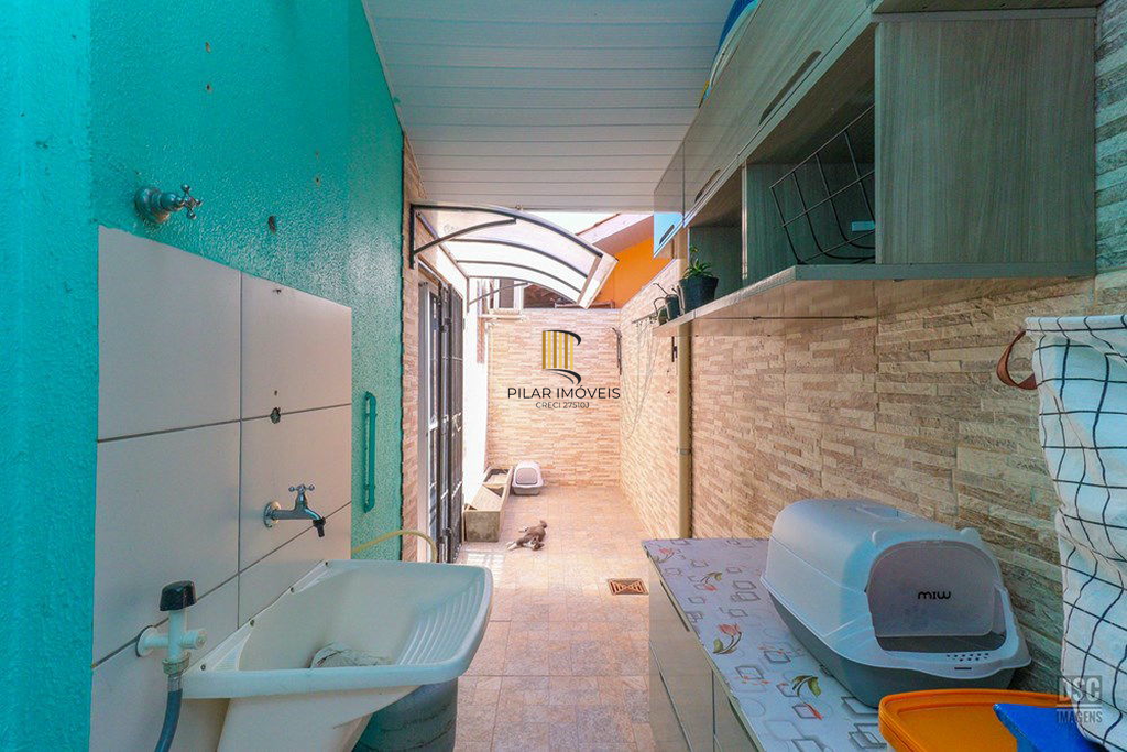 Casa 2 dormitórios no bairro Restinga