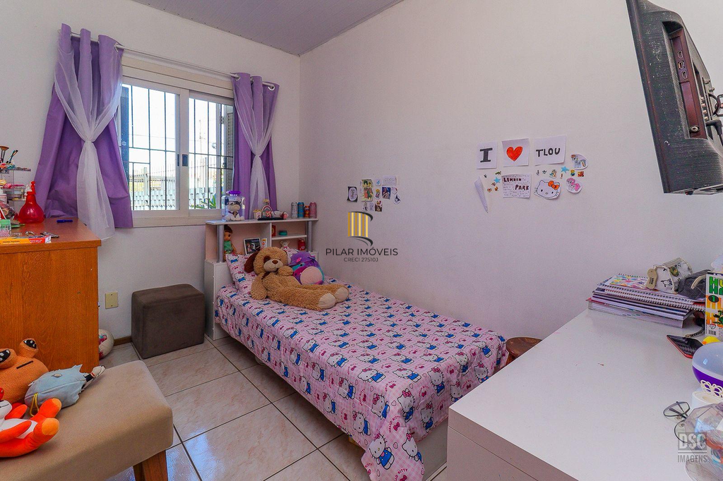 Casa 2 dormitórios no bairro Hípica
