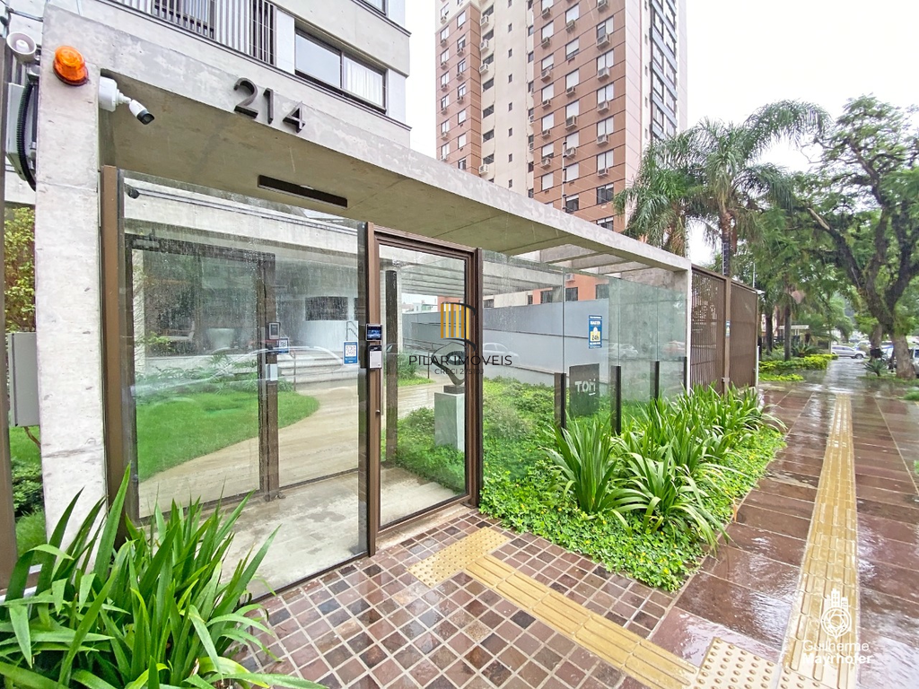 Apartamento 3 dormitórios no bairro Menino Deus