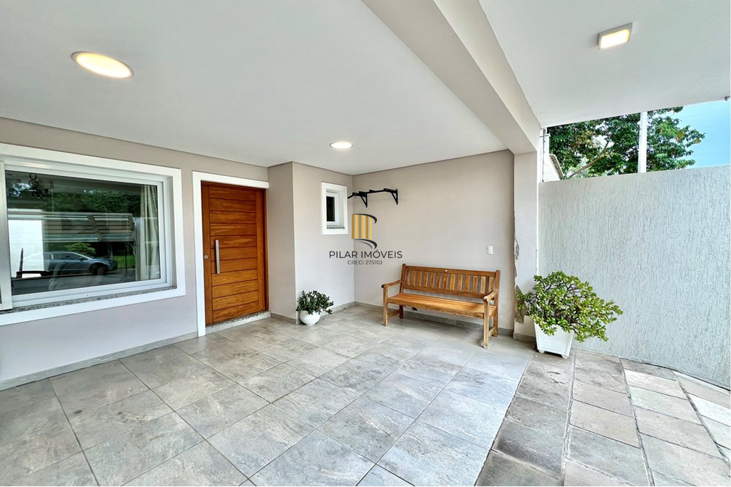 Casa 3 dormitórios no bairro Fátima