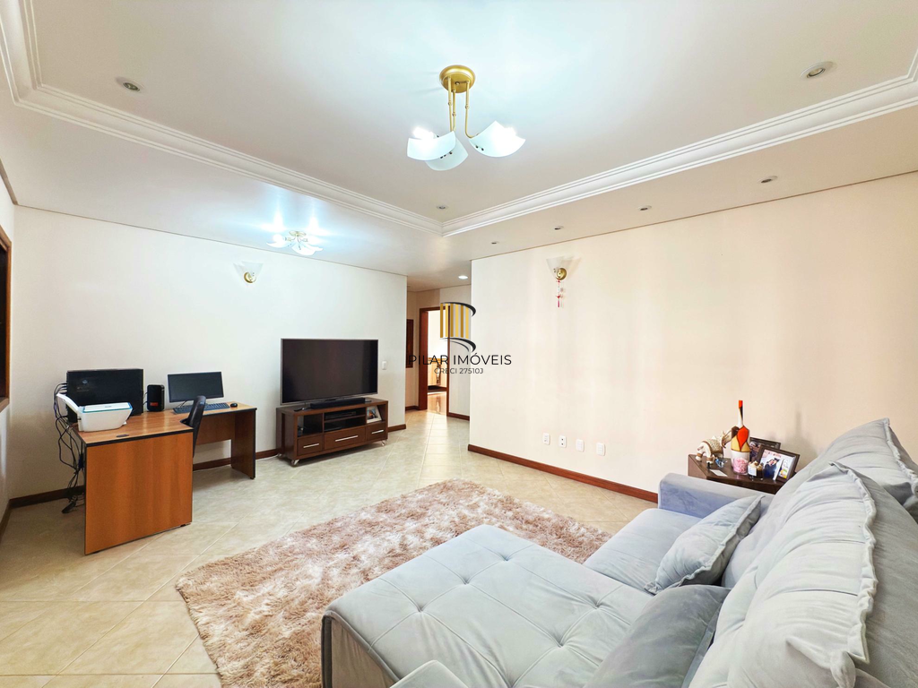 Casa 2 dormitórios no bairro Medianeira