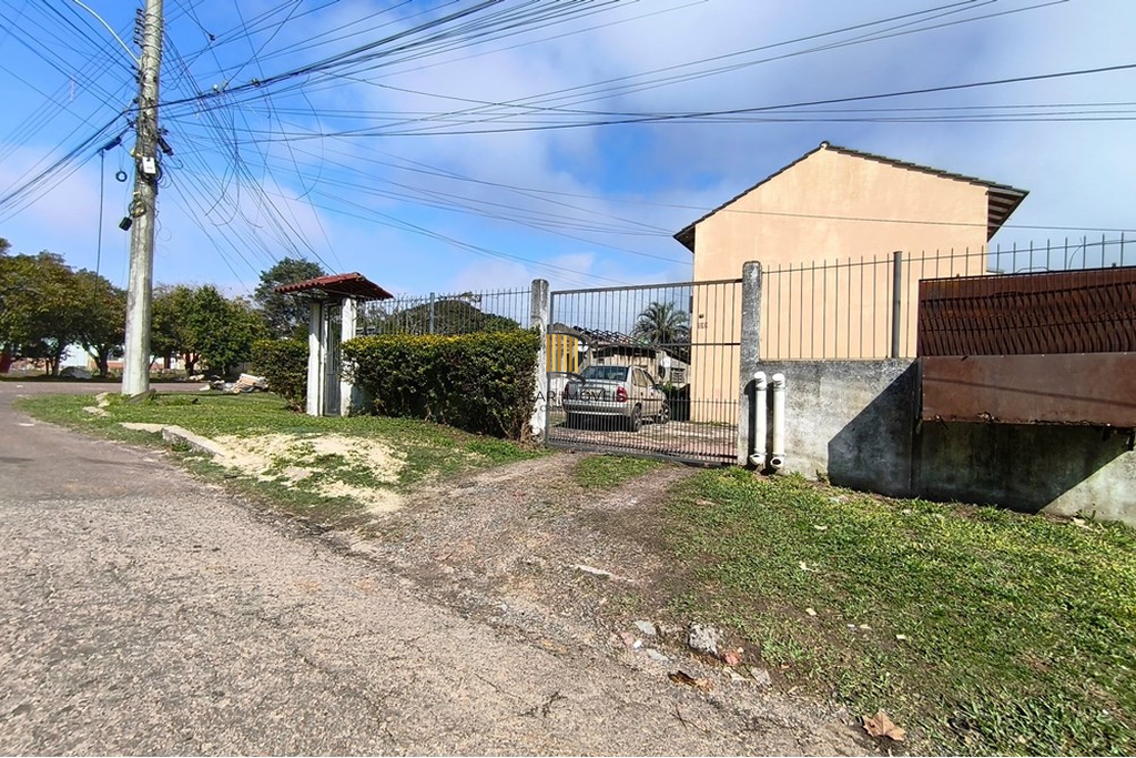 Casa 2 dormitórios no bairro Viamópolis