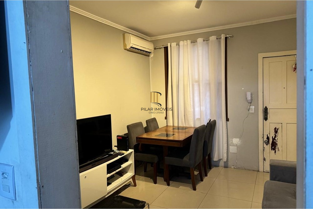 Apartamento 2 dormitórios no bairro Rubem Berta