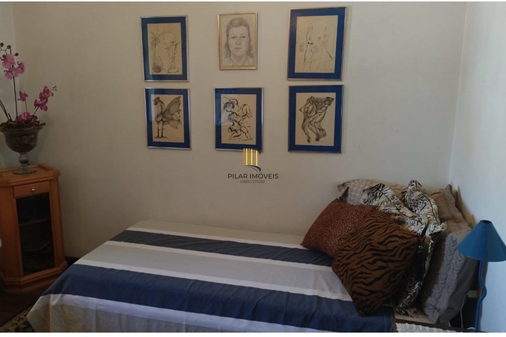 Casa 4 dormitórios no bairro Cristal