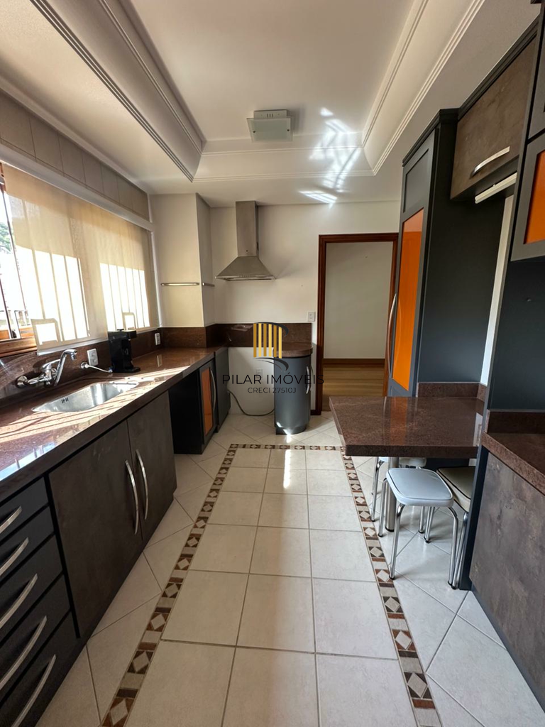 Casa 3 dormitórios no bairro Tristeza