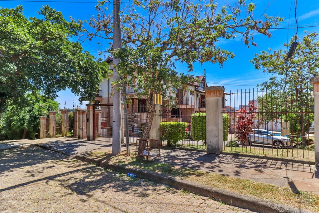 Casa de Condomínio 3 dormitórios no bairro Ipanema
