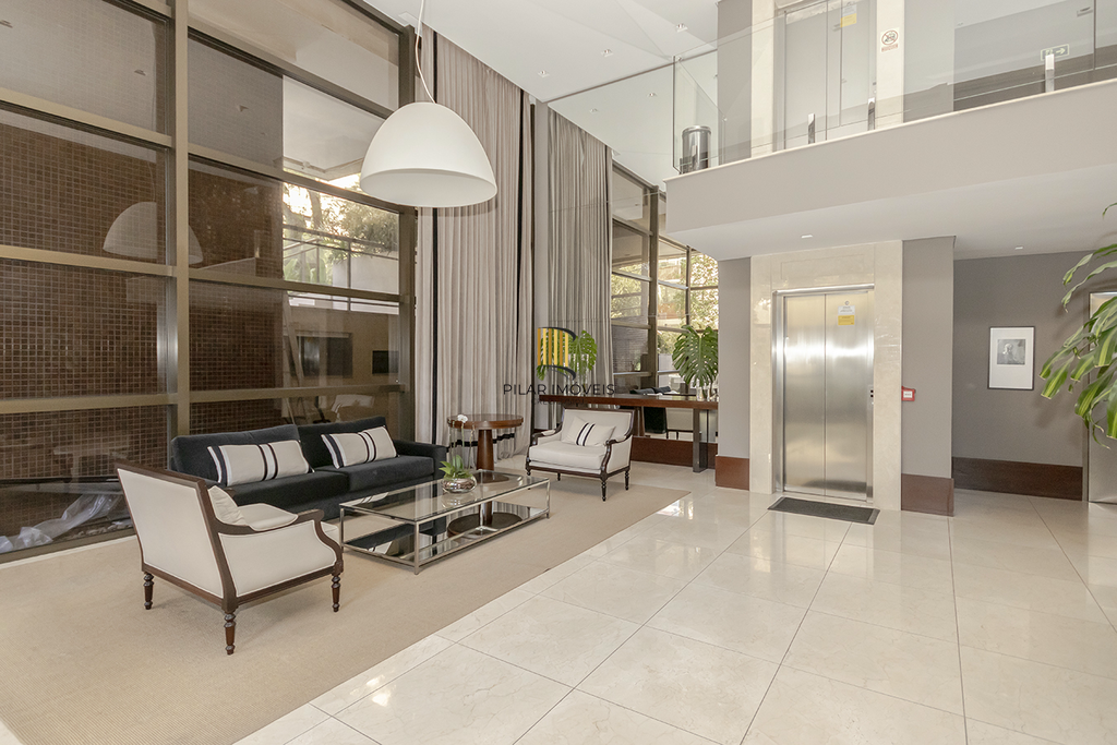 Triplex 3 dormitórios no bairro Bela Vista