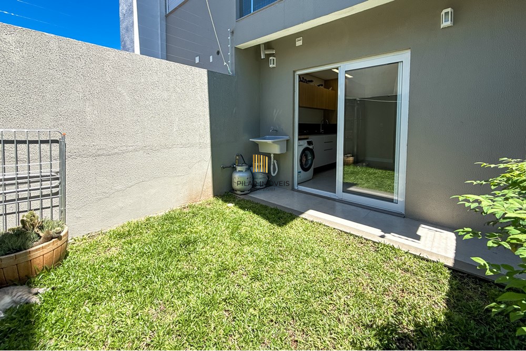 Casa 2 dormitórios no bairro São José