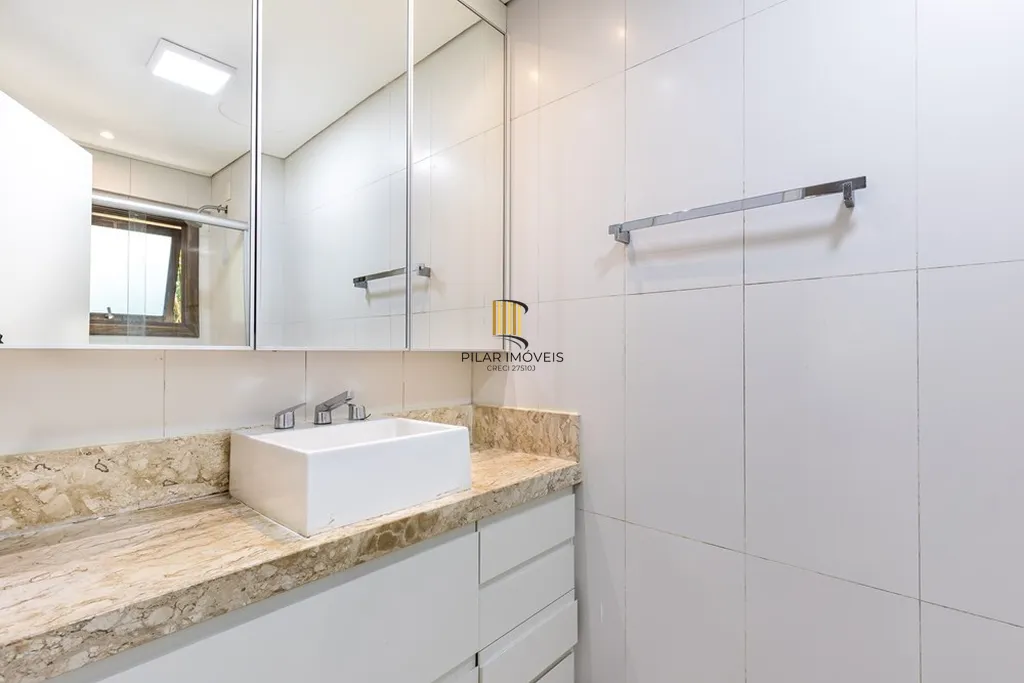 Apartamento 3 dormitórios no bairro Petrópolis