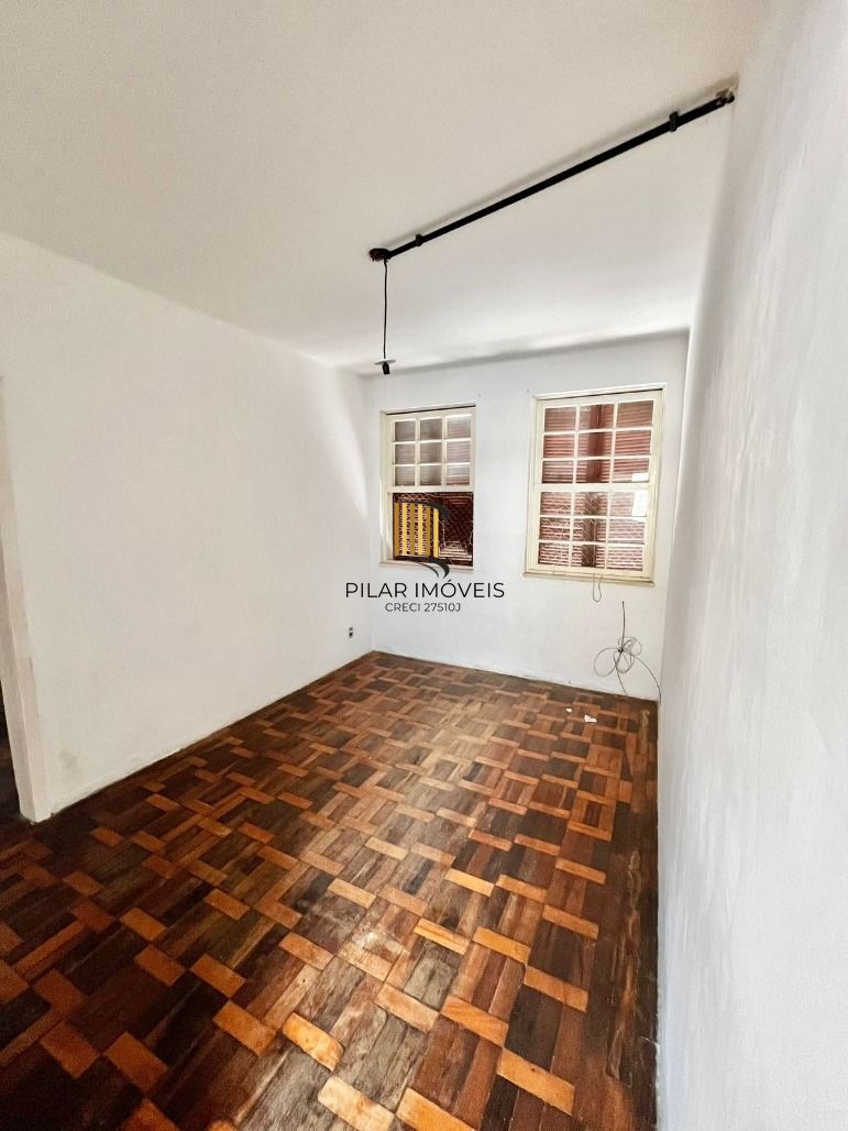 Apartamento 2 dormitórios no bairro Passo da Areia