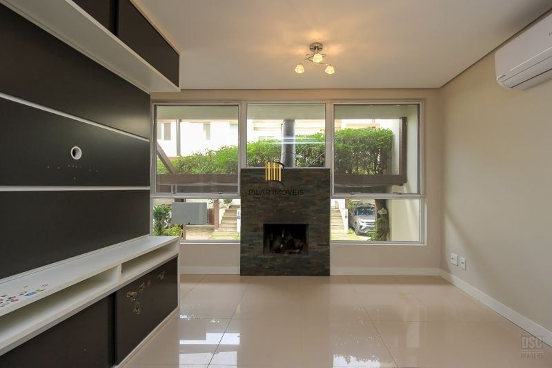 Casa 3 dormitórios no bairro Ipanema