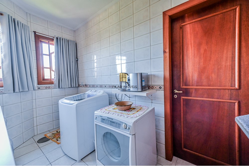 Casa de Condomínio 3 dormitórios no bairro Nonoai