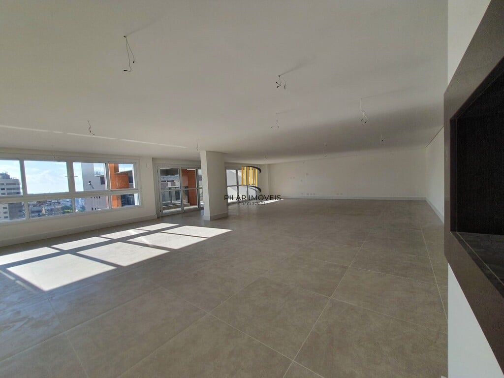 Apartamento 4 dormitórios no bairro Bela Vista