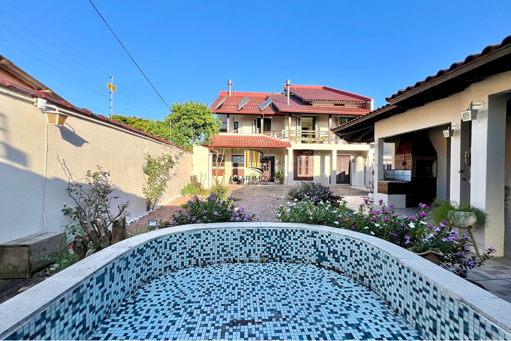 Casa 3 dormitórios no bairro Harmonia