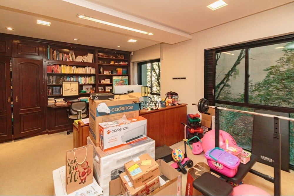 Apartamento 4 dormitórios no bairro Floresta